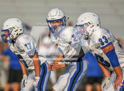 Thumbnail 2 in McGregor vs. Bosqueville photogallery.