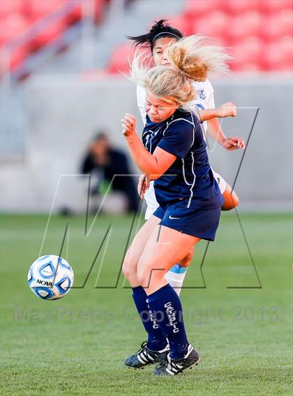 Thumbnail 2 in Juan Diego Catholic vs Dixie (UHSAA 3A Final) photogallery.