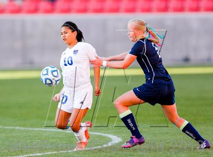 Thumbnail 2 in Juan Diego Catholic vs Dixie (UHSAA 3A Final) photogallery.