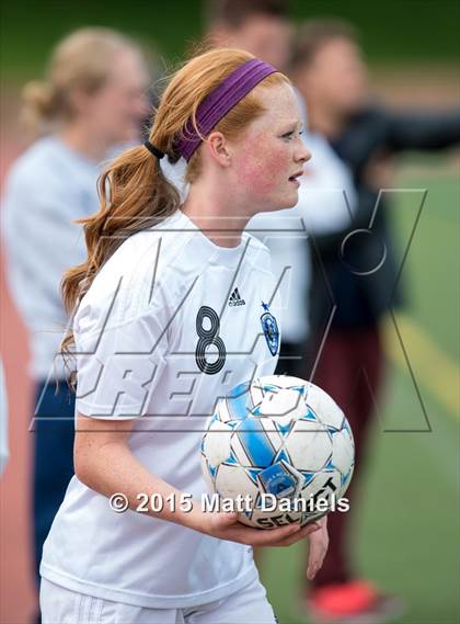 Thumbnail 2 in Chaparral vs. Grandview (CHSAA 5A Quarter Finals) photogallery.