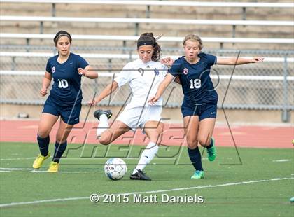 Thumbnail 3 in Chaparral vs. Grandview (CHSAA 5A Quarter Finals) photogallery.