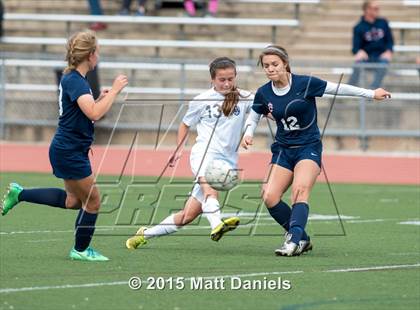 Thumbnail 1 in Chaparral vs. Grandview (CHSAA 5A Quarter Finals) photogallery.