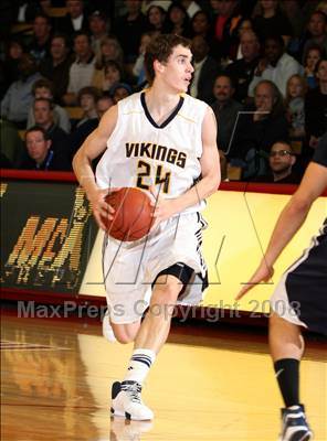 Thumbnail 3 in San Joaquin Memorial vs. Campbell Hall (CIF SoCal Regional D4 Final) photogallery.