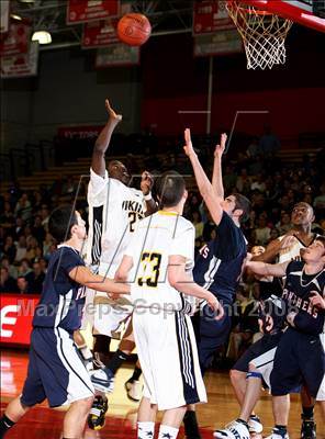 Thumbnail 3 in San Joaquin Memorial vs. Campbell Hall (CIF SoCal Regional D4 Final) photogallery.