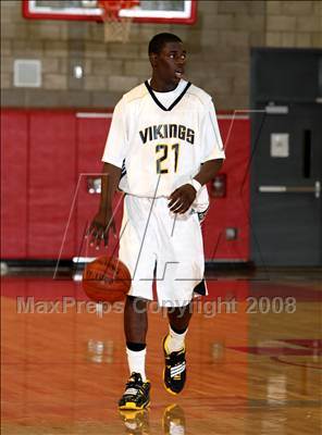 Thumbnail 1 in San Joaquin Memorial vs. Campbell Hall (CIF SoCal Regional D4 Final) photogallery.