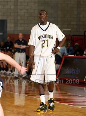 Thumbnail 1 in San Joaquin Memorial vs. Campbell Hall (CIF SoCal Regional D4 Final) photogallery.