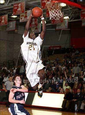 Thumbnail 3 in San Joaquin Memorial vs. Campbell Hall (CIF SoCal Regional D4 Final) photogallery.