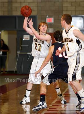 Thumbnail 1 in San Joaquin Memorial vs. Campbell Hall (CIF SoCal Regional D4 Final) photogallery.