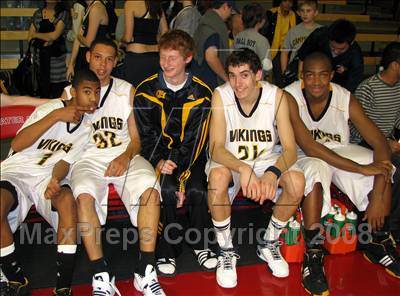 Thumbnail 1 in San Joaquin Memorial vs. Campbell Hall (CIF SoCal Regional D4 Final) photogallery.