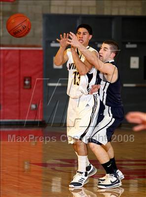 Thumbnail 3 in San Joaquin Memorial vs. Campbell Hall (CIF SoCal Regional D4 Final) photogallery.
