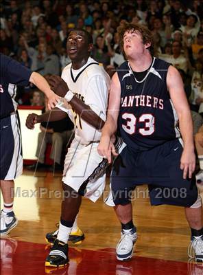 Thumbnail 1 in San Joaquin Memorial vs. Campbell Hall (CIF SoCal Regional D4 Final) photogallery.