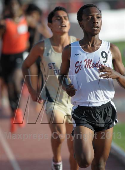 Thumbnail 1 in CIF SS Track and Field Finals (Boys Divisions 2 & 3 - 3200m) photogallery.