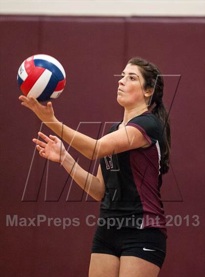 Thumbnail 3 in Farmington vs. E.O. Smith (CIAC Class L Quarterfinal) photogallery.