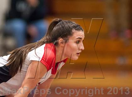 Thumbnail 2 in Farmington vs. E.O. Smith (CIAC Class L Quarterfinal) photogallery.