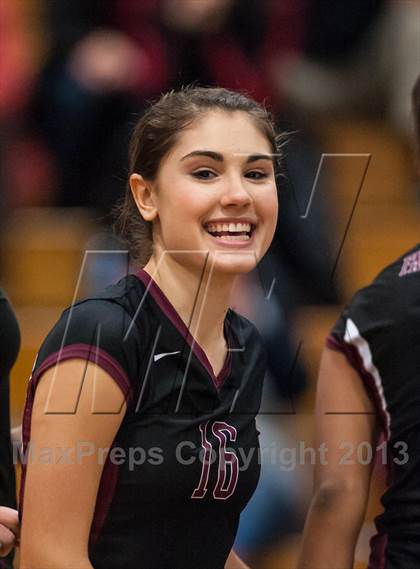Thumbnail 1 in Farmington vs. E.O. Smith (CIAC Class L Quarterfinal) photogallery.