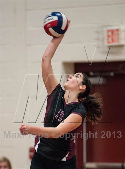 Thumbnail 2 in Farmington vs. E.O. Smith (CIAC Class L Quarterfinal) photogallery.