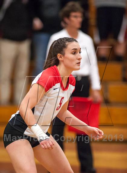 Thumbnail 3 in Farmington vs. E.O. Smith (CIAC Class L Quarterfinal) photogallery.