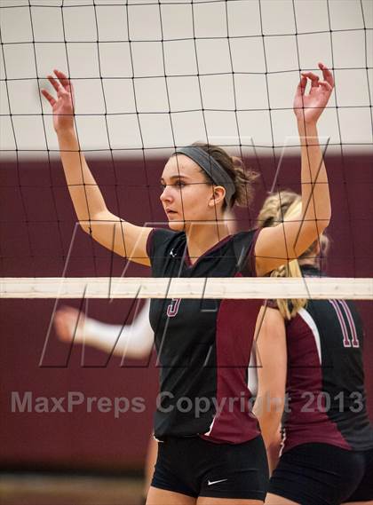 Thumbnail 1 in Farmington vs. E.O. Smith (CIAC Class L Quarterfinal) photogallery.