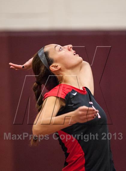 Thumbnail 3 in Farmington vs. E.O. Smith (CIAC Class L Quarterfinal) photogallery.