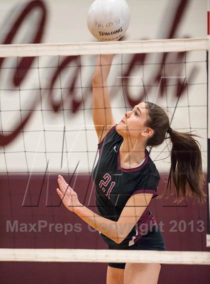 Thumbnail 2 in Farmington vs. E.O. Smith (CIAC Class L Quarterfinal) photogallery.