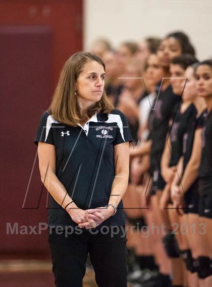 Thumbnail 2 in Farmington vs. E.O. Smith (CIAC Class L Quarterfinal) photogallery.