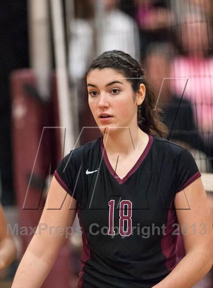 Thumbnail 2 in Farmington vs. E.O. Smith (CIAC Class L Quarterfinal) photogallery.