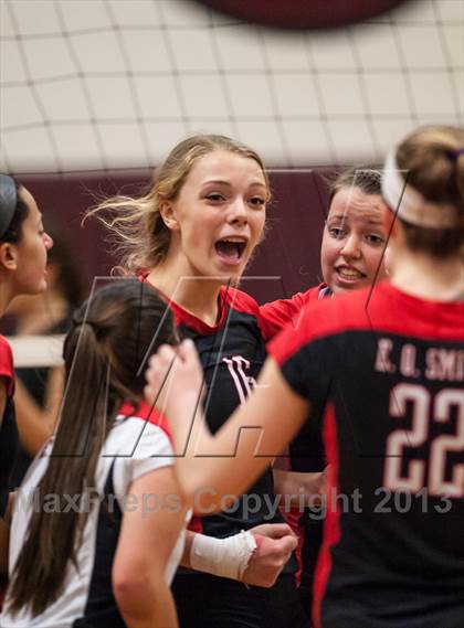 Thumbnail 2 in Farmington vs. E.O. Smith (CIAC Class L Quarterfinal) photogallery.