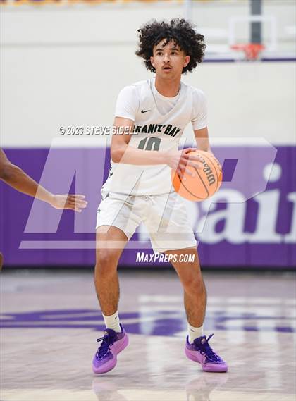 Thumbnail 2 in Monterey Trail vs. Granite Bay (The Holiday Classic) photogallery.
