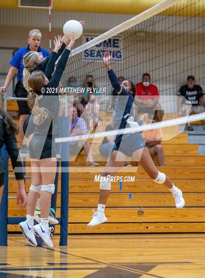 Thumbnail 2 in University Christian @ Freedom Christian Academy photogallery.