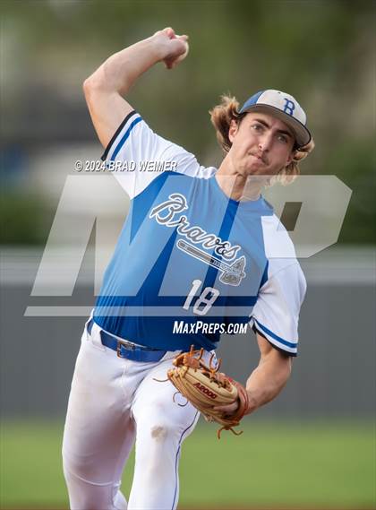 Thumbnail 1 in Bourgeois vs Assumption (E.D. White) photogallery.