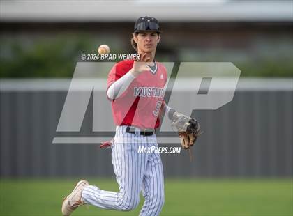 Thumbnail 2 in Bourgeois vs Assumption (E.D. White) photogallery.
