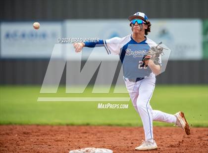 Thumbnail 2 in Bourgeois vs Assumption (E.D. White) photogallery.