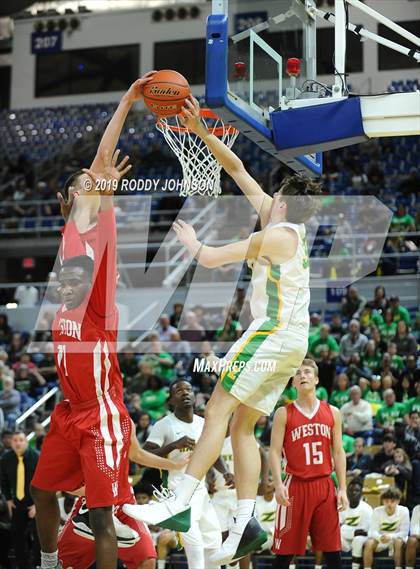 Thumbnail 3 in Simsboro @ Zwolle (LHSAA Class B Marsh Madness Final) photogallery.