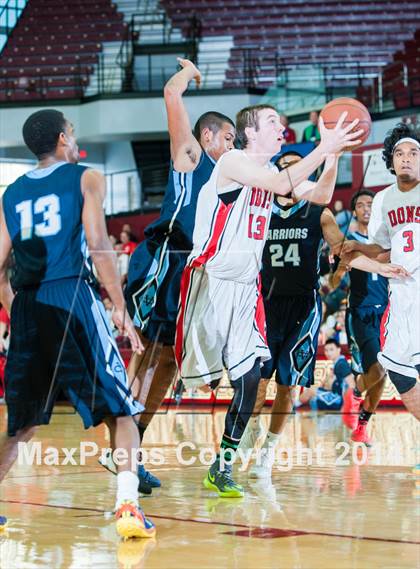Thumbnail 1 in Valley Christian vs. Aragon (CIF CCS D3 Final) photogallery.