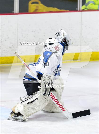 Thumbnail 2 in Saugus vs Methuen (MIAA Division 2 North Round 1) photogallery.