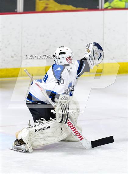 Thumbnail 1 in Saugus vs Methuen (MIAA Division 2 North Round 1) photogallery.