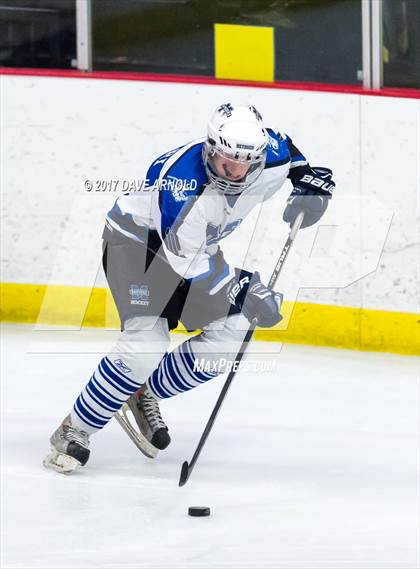 Thumbnail 2 in Saugus vs Methuen (MIAA Division 2 North Round 1) photogallery.
