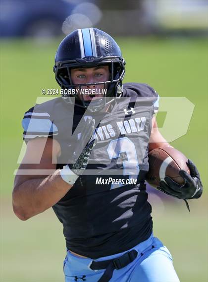 Thumbnail 3 in Los Alamitos @ Clovis North photogallery.