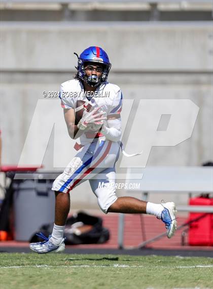 Thumbnail 3 in Los Alamitos @ Clovis North photogallery.