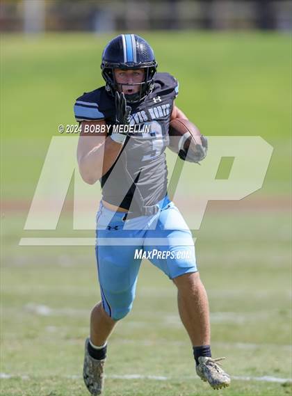 Thumbnail 2 in Los Alamitos @ Clovis North photogallery.