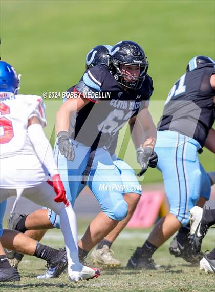 Thumbnail 1 in Los Alamitos @ Clovis North photogallery.