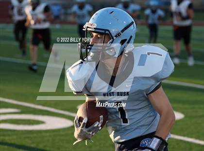 Thumbnail 2 in Grand Saline vs West Rusk photogallery.