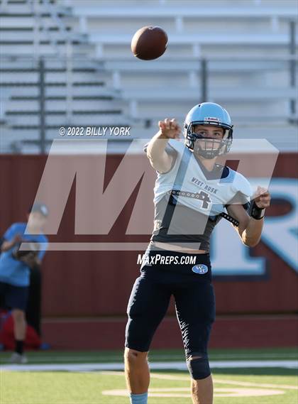 Thumbnail 3 in Grand Saline vs West Rusk photogallery.