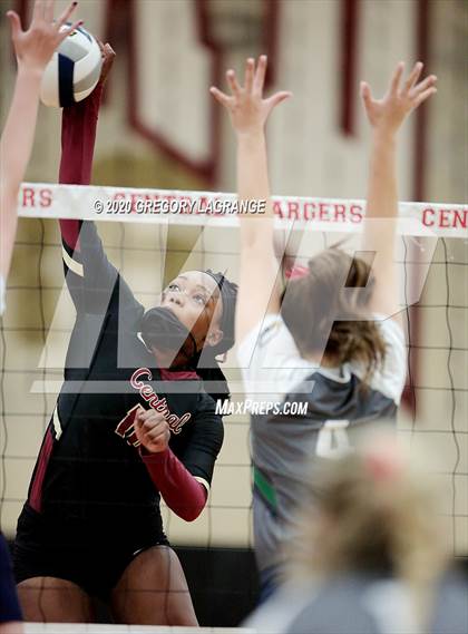 Thumbnail 1 in V.R. Eaton vs Keller Central photogallery.
