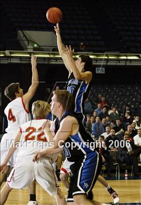 Thumbnail 1 in Villa Park vs. Mission Viejo (Nike Extravaganza) photogallery.