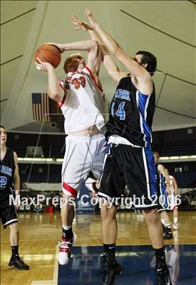 Thumbnail 2 in Villa Park vs. Mission Viejo (Nike Extravaganza) photogallery.