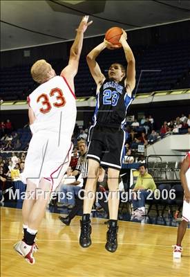 Thumbnail 3 in Villa Park vs. Mission Viejo (Nike Extravaganza) photogallery.