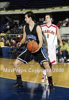Thumbnail 2 in Villa Park vs. Mission Viejo (Nike Extravaganza) photogallery.
