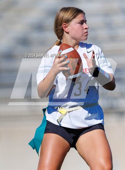 Thumbnail 1 in Regis Jesuit @ Grandview photogallery.