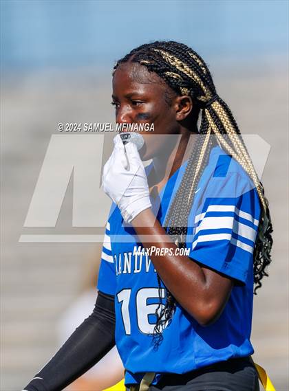 Thumbnail 1 in Regis Jesuit @ Grandview photogallery.